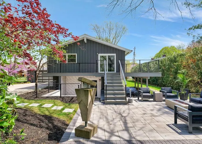 Сasa de vacaciones Modern On Monterey, 5 Mins From Memorial Stadium Champaign
