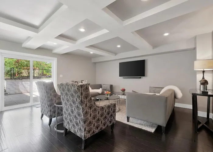 Сasa de vacaciones Modern On Monterey, 5 Mins From Memorial Stadium *