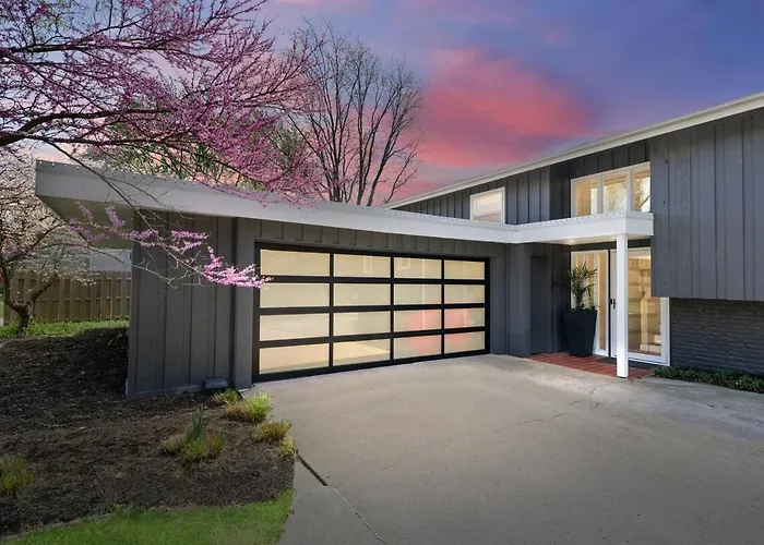 Modern On Monterey, 5 Mins From Memorial Stadium Сasa de vacaciones *