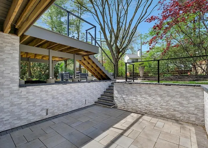 Modern On Monterey, 5 Mins From Memorial Stadium * Champaign