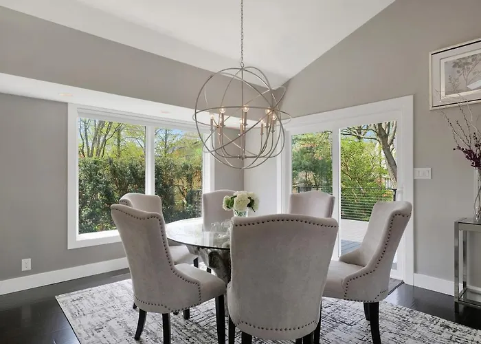 Modern On Monterey, 5 Mins From Memorial Stadium Сasa de vacaciones *
